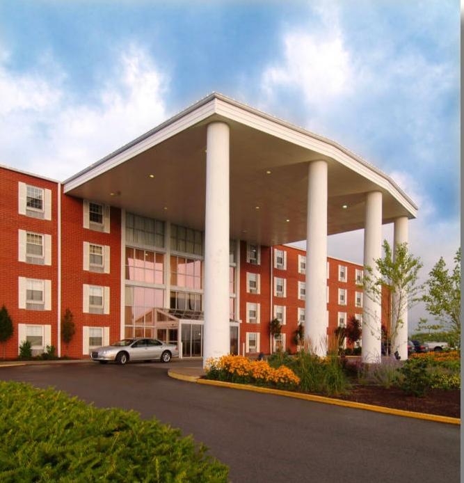 מלון מורגנטאון Ramada Conference Center מראה חיצוני תמונה